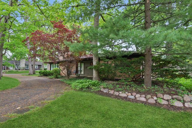 1606 Roncevalles Avenue, Rockford, IL 61107