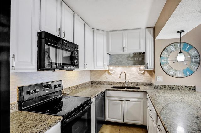 2987 S ATLANTIC AVENUE 205, Daytona Beach Shores, FL 32118