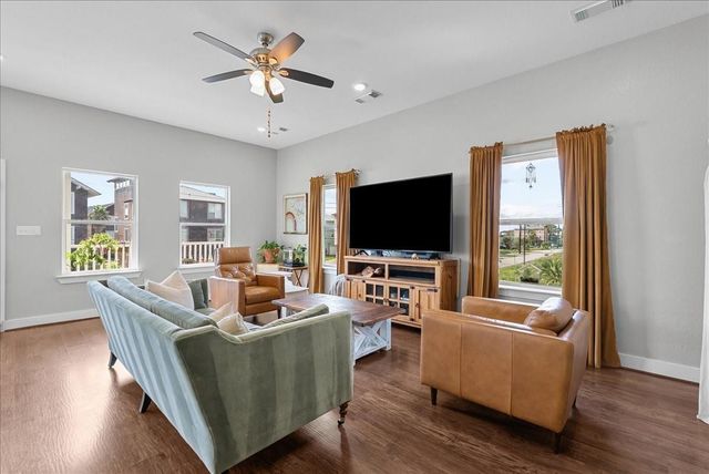 1205 Todville Road, Seabrook, TX 77586