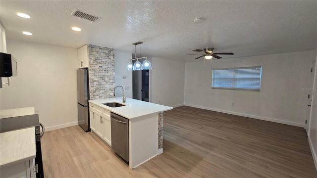 640 N ORANGE AVENUE, Orange City, FL 32763