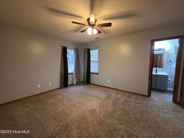 501 Greenleaf Court, Jacksonville, NC 28540