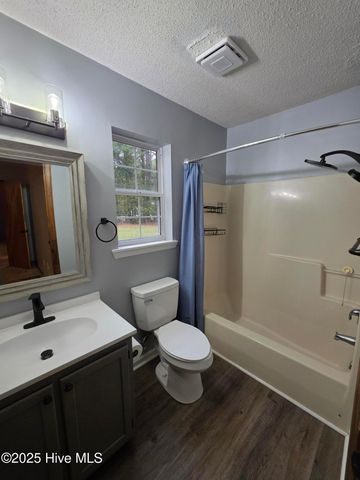 501 Greenleaf Court, Jacksonville, NC 28540