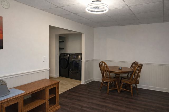 130 S Iowa Avenue, Ladd, IL 61329