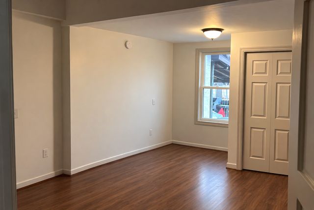 130 S Iowa Avenue, Ladd, IL 61329