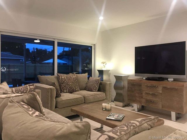 131 Orchard Ridge Lane, Boca Raton, FL 33431