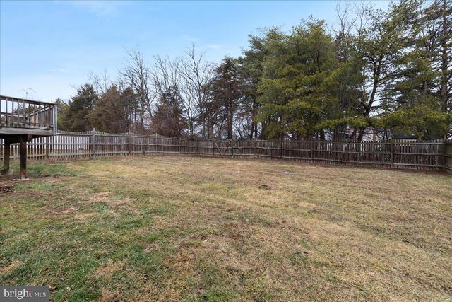 512 FORD CIR, Inwood, WV 25428