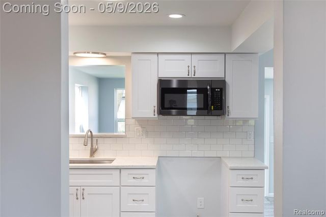 33301 Janet, Fraser, MI 48026