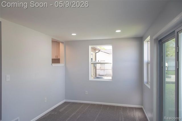 33301 Janet, Fraser, MI 48026