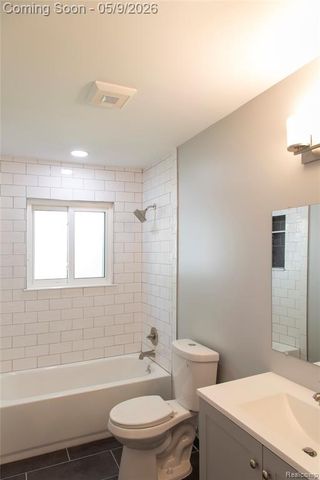 33301 Janet, Fraser, MI 48026