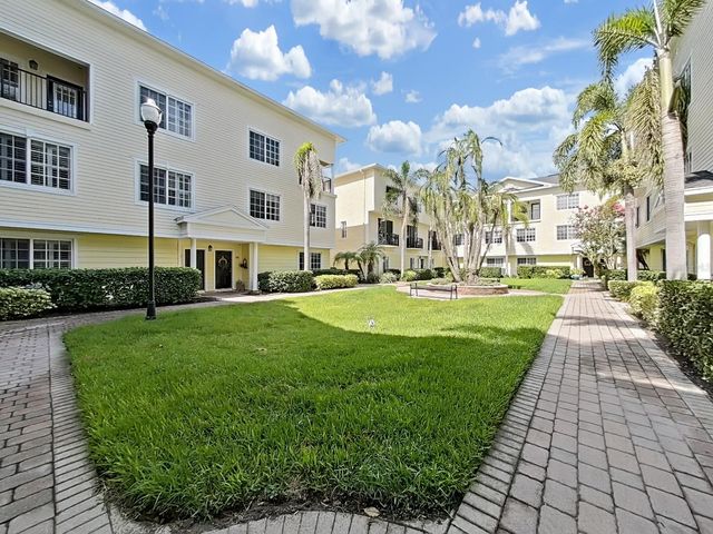 9731 MEADOW FIELD CIRCLE, Tampa, FL 33626