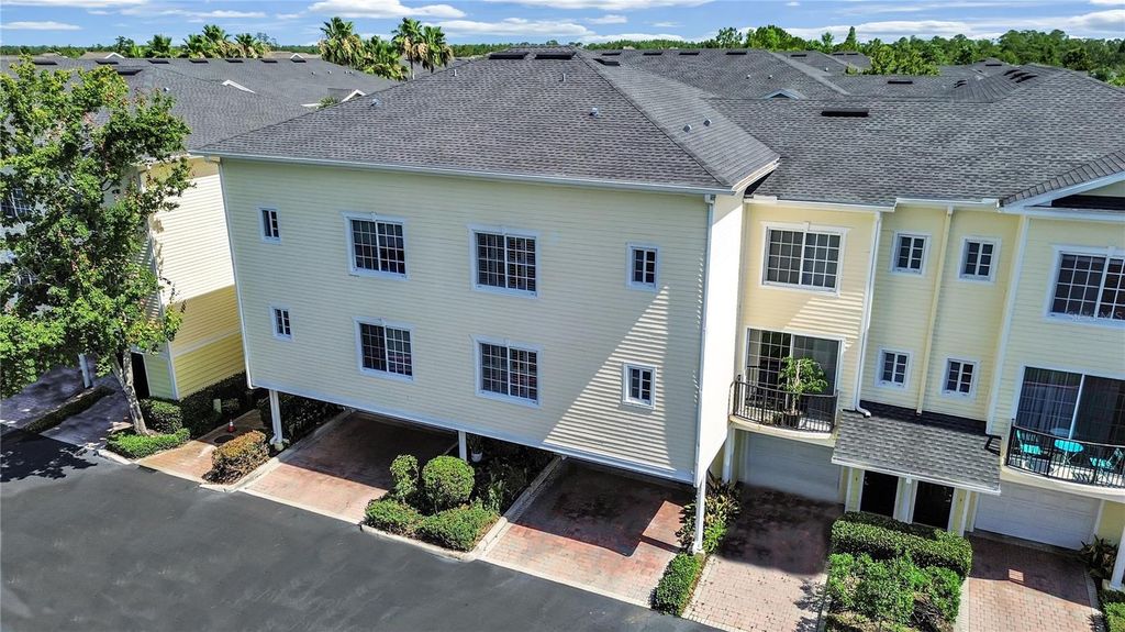 9731 MEADOW FIELD CIRCLE, Tampa, FL 33626