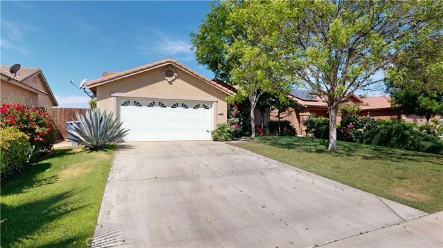 7208 Nicobar Court, Bakersfield, CA 93307