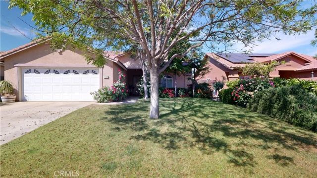 7208 Nicobar Court, Bakersfield, CA 93307