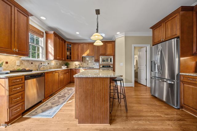 341 Oxfordshire Lane, Chapel Hill, NC 27517