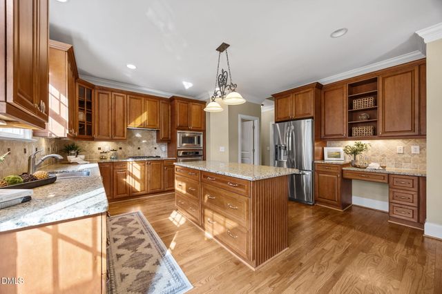 341 Oxfordshire Lane, Chapel Hill, NC 27517