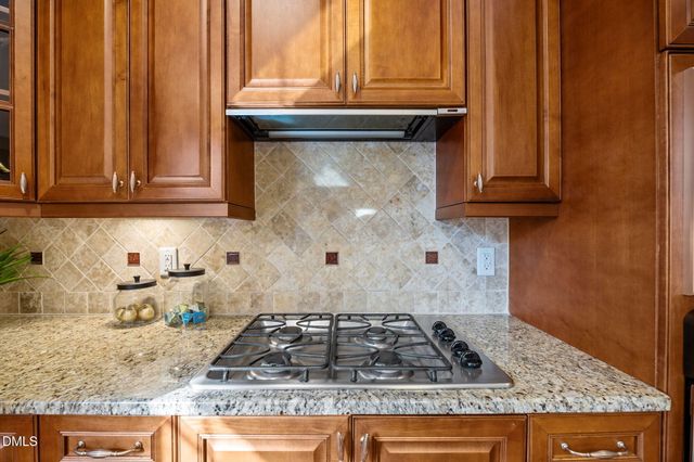 341 Oxfordshire Lane, Chapel Hill, NC 27517