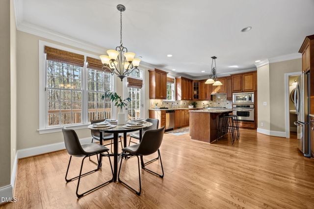 341 Oxfordshire Lane, Chapel Hill, NC 27517