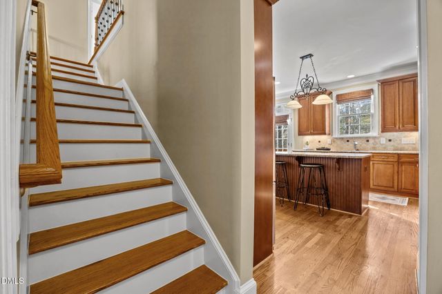 341 Oxfordshire Lane, Chapel Hill, NC 27517