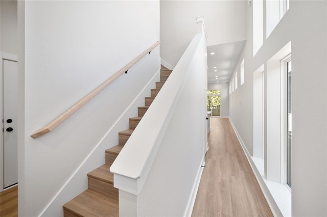 921 East 38th Street, Houston, TX 77022