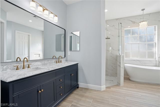 3479 Ocean Bluff CT, Naples, FL 34120