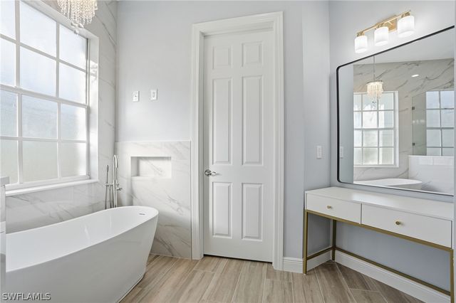 3479 Ocean Bluff CT, Naples, FL 34120