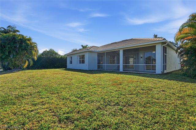 3479 Ocean Bluff CT, Naples, FL 34120