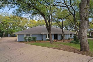 605 Highwoods Trail, Fort Worth, TX 76112