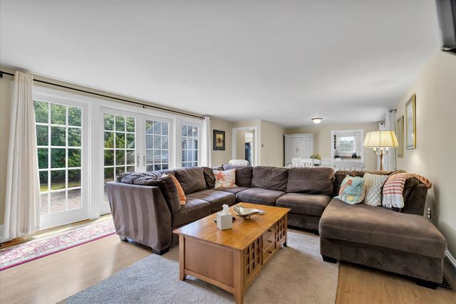 298 Chippingstone Road, Chatham, MA 02633