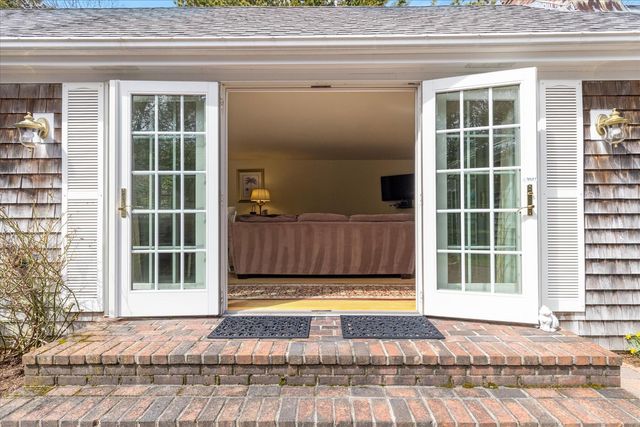 298 Chippingstone Road, Chatham, MA 02633