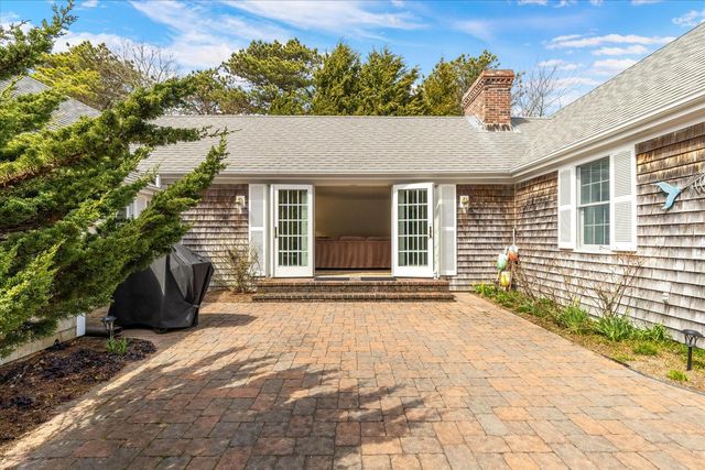 298 Chippingstone Road, Chatham, MA 02633