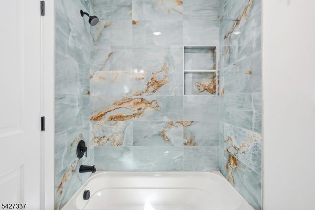 307 Chilton St, Elizabeth City, NJ 07208