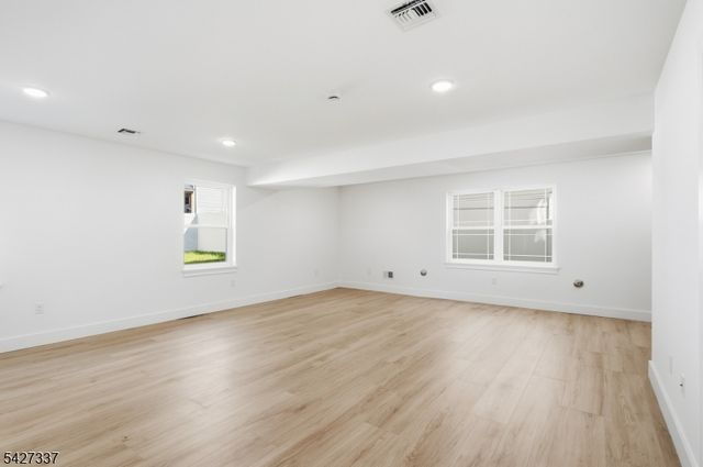 307 Chilton St, Elizabeth City, NJ 07208