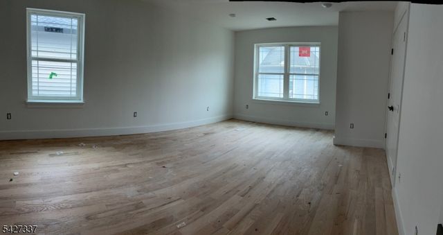307 Chilton St, Elizabeth City, NJ 07208