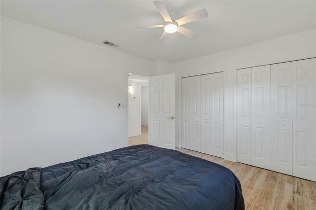 524 50TH AVENUE S, St Petersburg, FL 33705