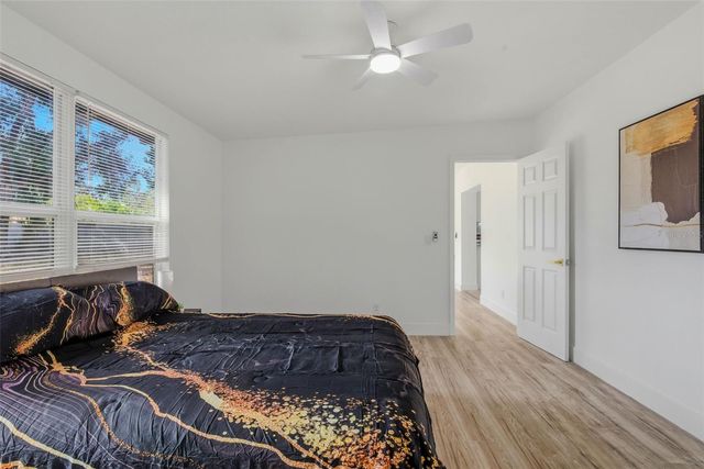 524 50TH AVENUE S, St Petersburg, FL 33705