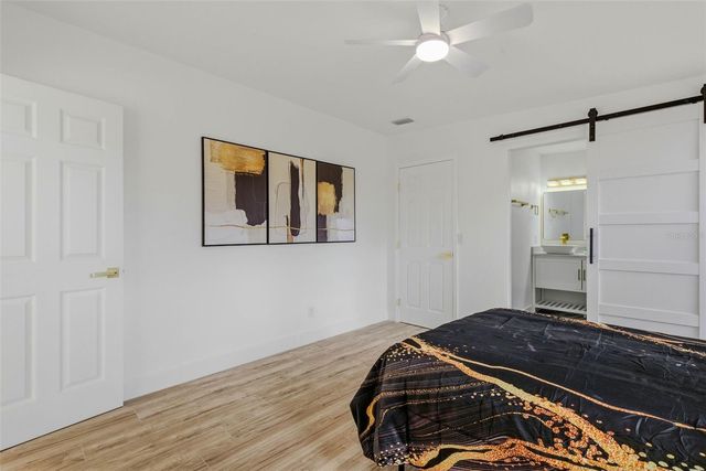 524 50TH AVENUE S, St Petersburg, FL 33705