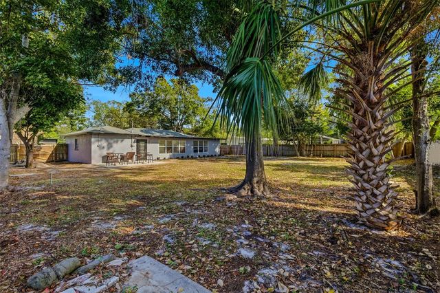 524 50TH AVENUE S, St Petersburg, FL 33705