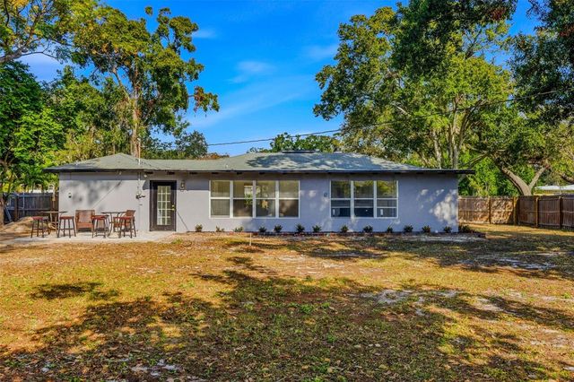 524 50TH AVENUE S, St Petersburg, FL 33705
