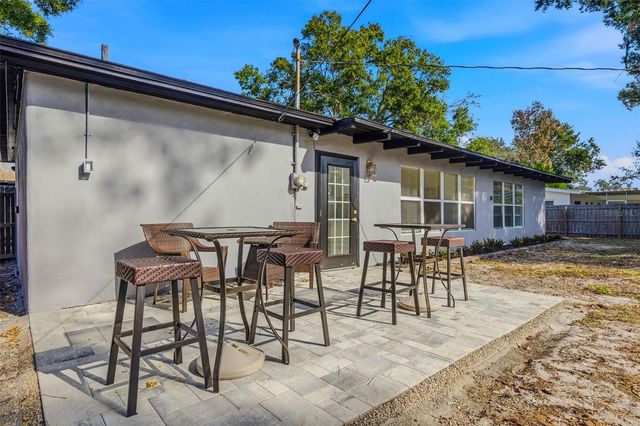 524 50TH AVENUE S, St Petersburg, FL 33705