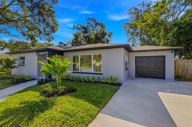 524 50TH AVENUE S, St Petersburg, FL 33705