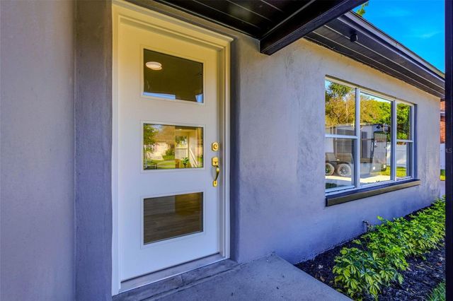 524 50TH AVENUE S, St Petersburg, FL 33705