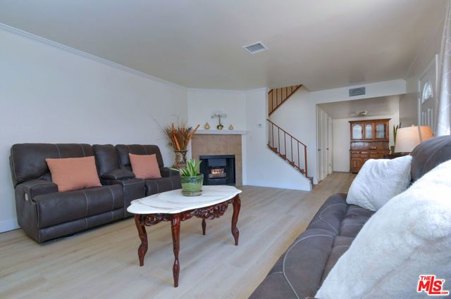 10341 Canoga Avenue 22, Chatsworth (los Angeles), CA 91311