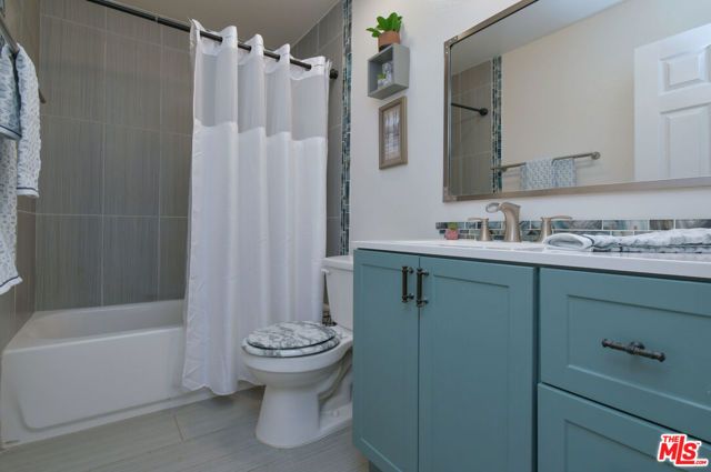 10341 Canoga Avenue 22, Chatsworth (los Angeles), CA 91311