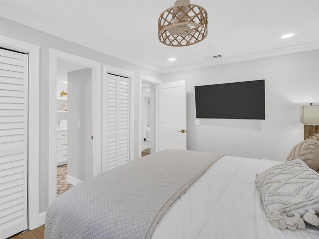 346 MOORINGS COVE DRIVE 346, Tarpon Springs, FL 34689