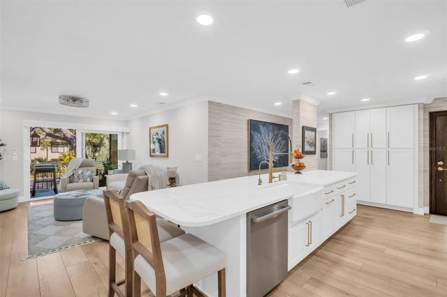 346 MOORINGS COVE DRIVE 346, Tarpon Springs, FL 34689