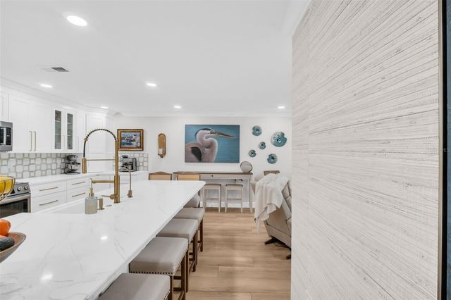 346 MOORINGS COVE DRIVE 346, Tarpon Springs, FL 34689