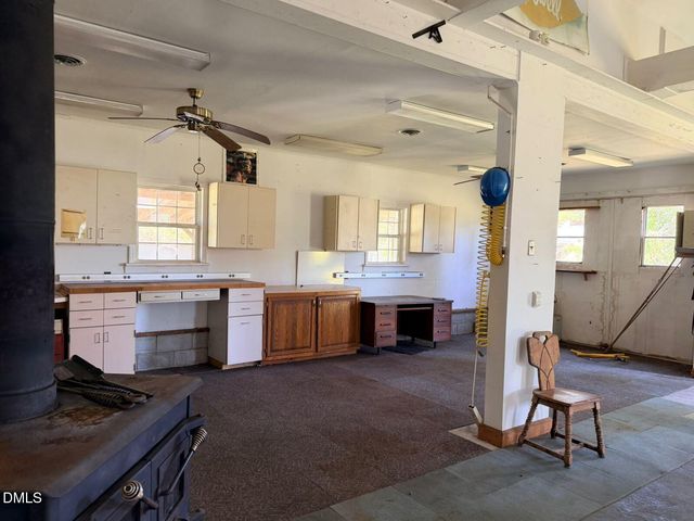 9222 Midway Road, Bailey, NC 27807