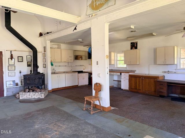 9222 Midway Road, Bailey, NC 27807