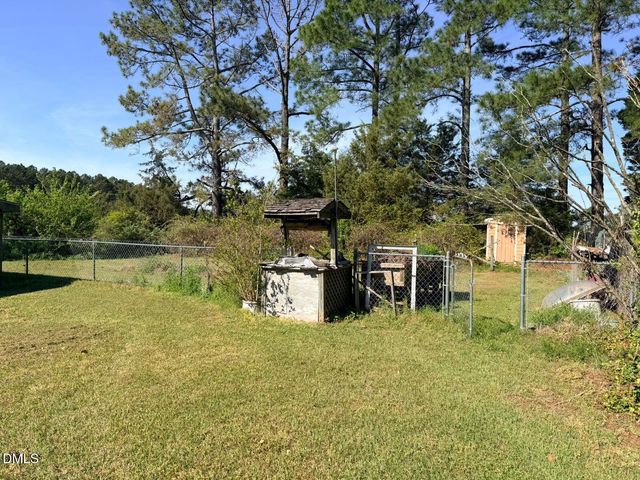 9222 Midway Road, Bailey, NC 27807
