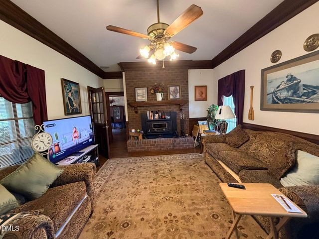 9222 Midway Road, Bailey, NC 27807